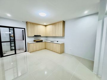 Brand New Triplex Townhouse in Talon Village, Las Piñas City near SM Southmall