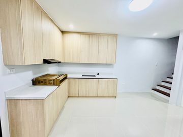 Brand New Triplex Townhouse in Talon Village, Las Piñas City near SM Southmall