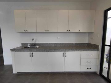 Bungalow Living: 3 Bedrooms House and Lot for Sale in Calibutbut