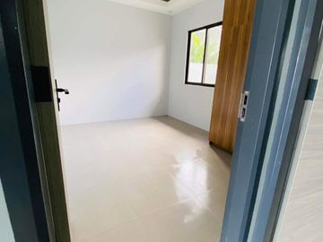Bungalow Living: 3 Bedrooms House and Lot for Sale in Calibutbut