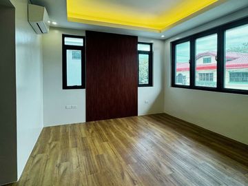 5 Bedroom Semi Furnished House and Lot for Sale in Parañaque City