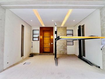 Elegant Modern 4Storey Brand New Townhouse for Sale in Barangay Santa Lucia, San Juan City