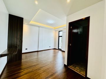 For Sale Brand New House and Lot Greenwoods Executive Village Taytay Rizal.
