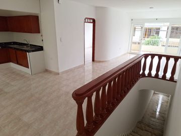 SE VENDE CASA BIFAMILIAR EN EL NUEVO PRÍNCIPE