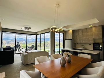 Casa amoblada en venta en Malacatos sector San José