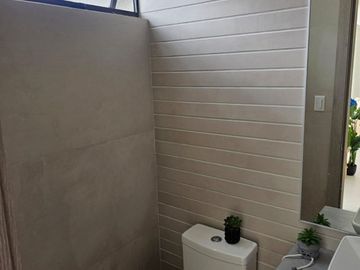 Casa de venta de 3 dormitorios La Primavera Cumbayá Quito Ecuador