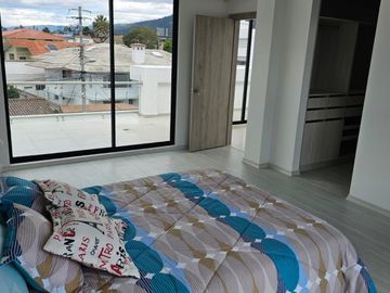 Casa de venta de 3 dormitorios La Primavera Cumbayá Quito Ecuador