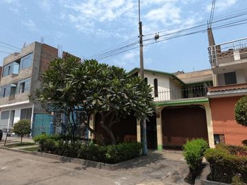 Venta de Casa con excelente ubicación en Urb Tilda  Ate Vitarte
