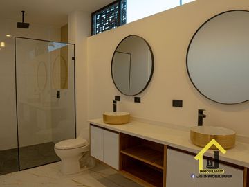SE VENDE LUJOSA CASA CAMPESTRE EN CHINCHINA CALDAS