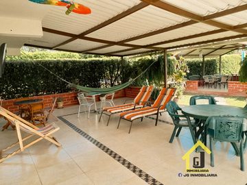 SE VENDE CASA CAMPESTRE CERCA A LA CIUDAD DE MANIZALES