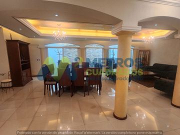 CASA en VENTA en LOMAS de las AMERICAS SUR con Elevador