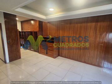 CASA en VENTA en LOMAS de las AMERICAS SUR con Elevador