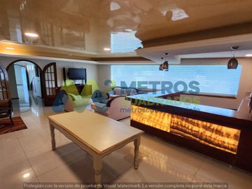 CASA en VENTA en LOMAS de las AMERICAS SUR con Elevador