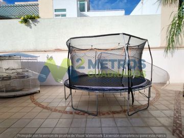 CASA en VENTA en LOMAS de las AMERICAS SUR con Elevador