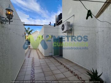CASA en VENTA en LOMAS de las AMERICAS SUR con Elevador