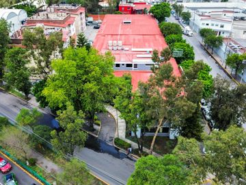 Edificio Comercial en Renta en Tlalnepantla, Estado de Mexico