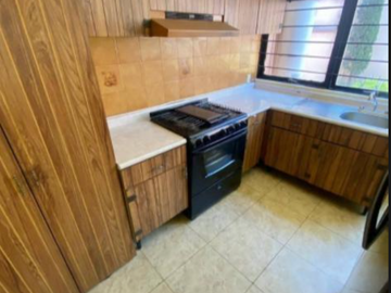 ¡¡CASA EN VENTA EN COLONIA LOMAS DE CHAPULTEPEC, ALCALDÍA MIGUEL HIDALGO!!