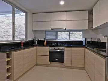 VENTA DE CASA DE 116 M2 EN EL SECTOR DEL BOSQUE POPULAR, MANIZALES CALDAS