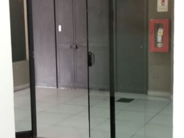 LOCAL COMERCIAL EN VENTA - AV. PROLONG. PRIMAVERA 152 TDA. C-12 SURCO
