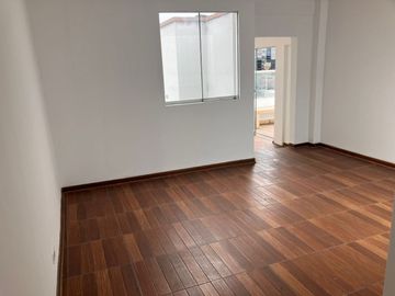 Duplex remodelado en venta en San Isidro Ovalo Gutierrez