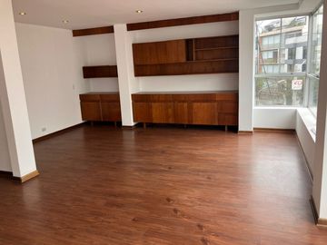 Duplex remodelado en venta en San Isidro Ovalo Gutierrez