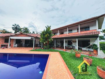 CASA CAMPESTRE EN SANTAGUEDA CERCA A LA CIUDAD DE MANIZALES