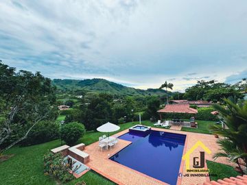CASA CAMPESTRE EN SANTAGUEDA CERCA A LA CIUDAD DE MANIZALES