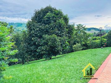 CASA CAMPESTRE EN SANTAGUEDA CERCA A LA CIUDAD DE MANIZALES