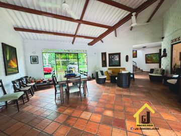 CASA CAMPESTRE EN SANTAGUEDA CERCA A LA CIUDAD DE MANIZALES