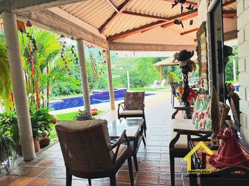 CASA CAMPESTRE EN SANTAGUEDA CERCA A LA CIUDAD DE MANIZALES