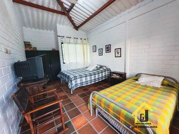 CASA CAMPESTRE EN SANTAGUEDA CERCA A LA CIUDAD DE MANIZALES