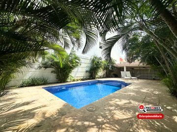 VENTA | CASA CON ALBERCA A DOS CUADRAS DE PLAYA FRACC COSTA VERDE BOCA DEL RIO