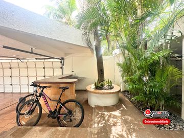 VENTA | CASA CON ALBERCA A DOS CUADRAS DE PLAYA FRACC COSTA VERDE BOCA DEL RIO