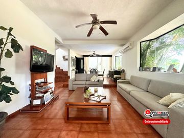 VENTA | CASA CON ALBERCA A DOS CUADRAS DE PLAYA FRACC COSTA VERDE BOCA DEL RIO