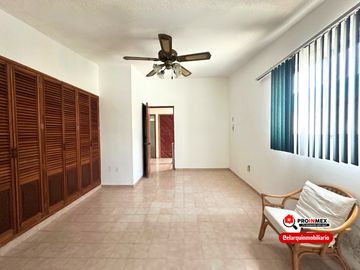 VENTA | CASA CON ALBERCA A DOS CUADRAS DE PLAYA FRACC COSTA VERDE BOCA DEL RIO