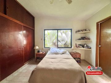 VENTA | CASA CON ALBERCA A DOS CUADRAS DE PLAYA FRACC COSTA VERDE BOCA DEL RIO
