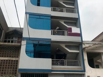Departamento Duplex en Venta con Inquilino Precario Los Olivos