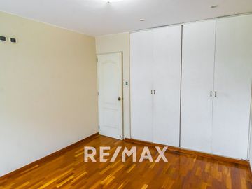 Departamento Flat En Venta En San Isidro. Vista Externa 167M2