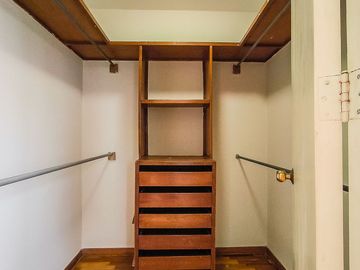 Departamento Flat En Venta En San Isidro. Vista Externa 167M2
