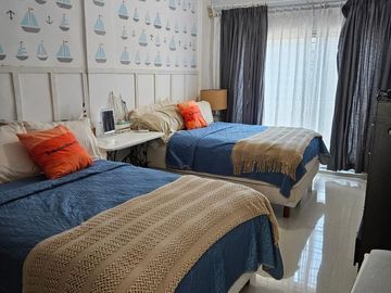 Casa remodelada con recamara en planta baja, terraza, alberca, cochera, Fracc. Moderno Veracruz