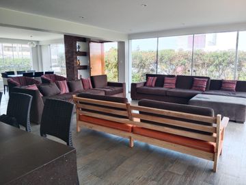 Exclusiva  Casa de Playa en Club Residencial Solimar