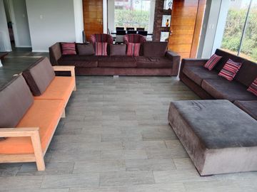 Exclusiva  Casa de Playa en Club Residencial Solimar