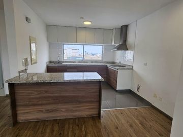 VENTA DEPARTAMENTO TRIPLEX – CORONEL INCLÁN – MIRAFLORES