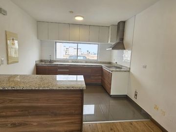 VENTA DEPARTAMENTO TRIPLEX – CORONEL INCLÁN – MIRAFLORES