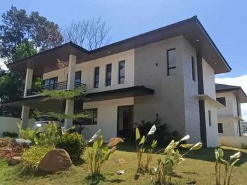 Elegant 4-Bedroom La Fayette Home for Sale in Sun Valley Estate, Antipolo City – Luxurious Living with Lush Garden and Spacious 4-Car Garage