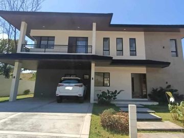 Elegant 4-Bedroom La Fayette Home for Sale in Sun Valley Estate, Antipolo City – Luxurious Living with Lush Garden and Spacious 4-Car Garage