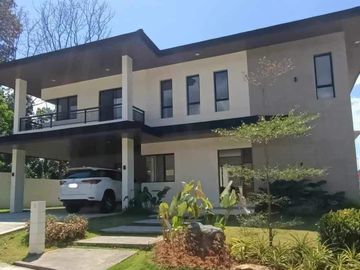 Elegant 4-Bedroom La Fayette Home for Sale in Sun Valley Estate, Antipolo City – Luxurious Living with Lush Garden and Spacious 4-Car Garage