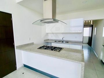 PENTHOUSE TOTALMENTE AMUEBLADO