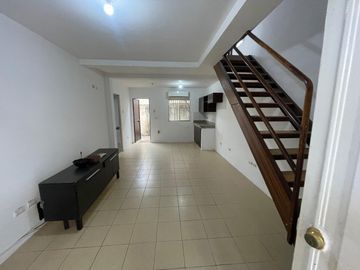 URBANIZACION CIUDAD SANTIAGO ETAPA LA RIA VENDO PRECIOSA CASA ESQUINERA DOS PLANTAS, TRES DORMITORIOS, EXCELENTES ACABADOS