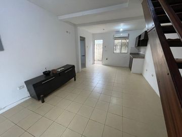 URBANIZACION CIUDAD SANTIAGO ETAPA LA RIA VENDO PRECIOSA CASA ESQUINERA DOS PLANTAS, TRES DORMITORIOS, EXCELENTES ACABADOS